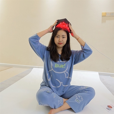 3th Gear Cap LED Light Therapy Cap สําหรับส่งเสริมการเติบโตของผมตามธรรมชาติ 120 ลูกแสง