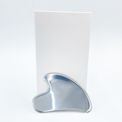 การนวดใบหน้า สีเขียว สแตนเลส Gua Sha หินสําหรับคอและใบหน้า Custom Logo ความงาม