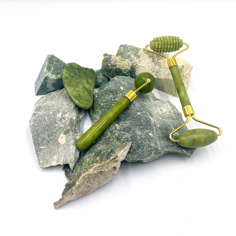 2024 Double Head Xiuyan Stone Jade Roller และ Gua Sha Set สําหรับการดูแลผิวหนัง กันน้ํา ใช่